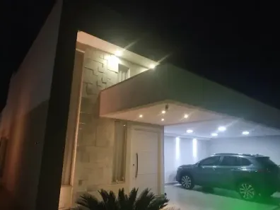 Casa com 3 Quartos à venda, 210m² no Jardim Inconfidência, Uberlândia