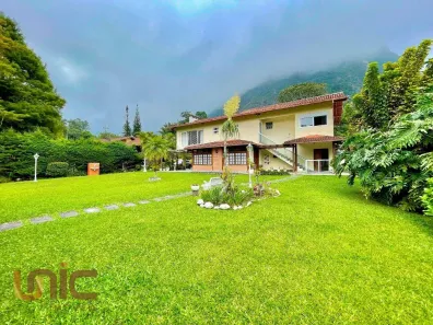 Casa de Condomínio com 3 Quartos à venda, 297m² no Carlos Guinle, Teresópolis