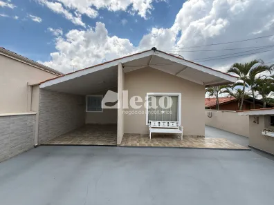 Casa com 3 Quartos à venda, 121m² no Centro, Vinhedo