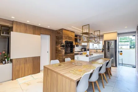 Casa com 4 Quartos à venda, 197m² no Boa Vista, Curitiba