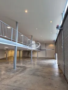 Galpão/Depósito/Armazém para alugar, 650m² no Novo Mundo, Uberlândia