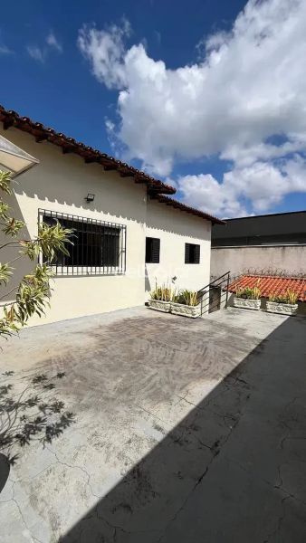 Casa com 4 quartos — Ouro Preto, Belo Horizonte