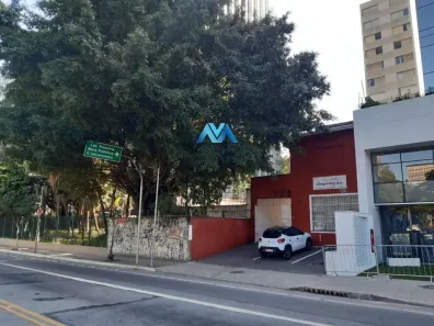 com 3 Quartos para venda ou aluguel, 240m² no Pinheiros, São Paulo