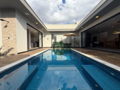 Casa de Condomínio com 3 Quartos à venda, 250m² no Jardim Pau Brasil, Americana