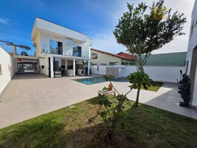 Sobrado com 4 Quartos à venda, 222m² no Bal Stella Maris, Peruíbe