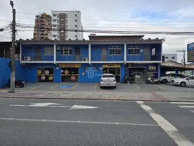 à venda, 272m² no Centro, Palhoça