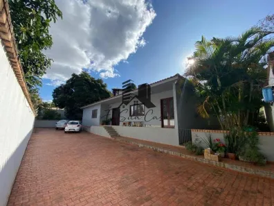 Casa com 5 Quartos à venda, 330m² no Bandeirantes (Pampulha), Belo Horizonte