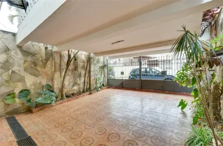 Sobrado com 3 Quartos à venda, 320m² no Jardim Umuarama, São Paulo