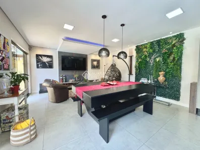 Casa com 3 Quartos à venda, 220m² no Niterói, Canoas