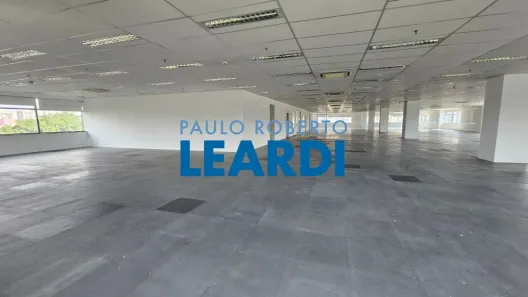 Sala Comercial para alugar, 1430m² no Lapa de Baixo, São Paulo