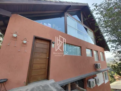 Casa com 3 Quartos à venda, 200m² no Nogueira, Petrópolis