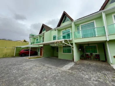 Sobrado com 3 Quartos à venda, 155m² no Guaíra, Curitiba