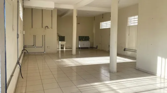 Galpão/Depósito/Armazém com 1 Quarto para alugar, 100m² no Jardim São José (Rubião Junior), Botucatu
