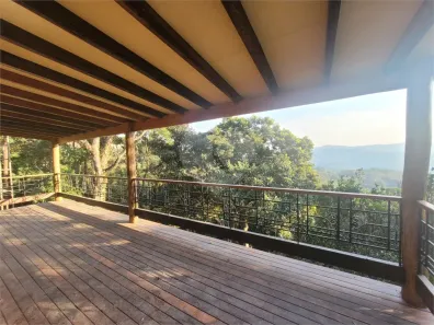 Casa com 3 Quartos para alugar, 240m² no Roseira, Mairiporã