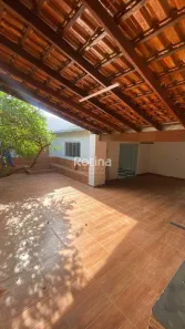 Casa com 4 Quartos à venda, 210m² no Jardim Patrícia, Uberlândia