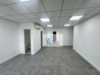 Sala Comercial para alugar, 87m² no Vila Nova Conceição, São Paulo