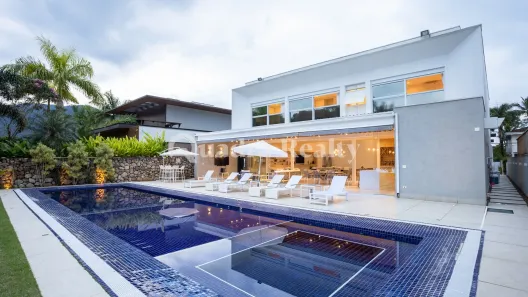 Casa de Condomínio com 7 Quartos à venda, 868m² no Tabatinga, Caraguatatuba