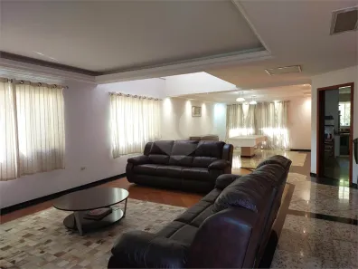 Sobrado com 5 Quartos à venda, 280m² no Jardim Campo Grande, São Paulo