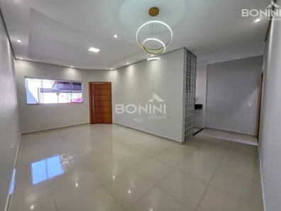 Casa com 3 Quartos à venda, 120m² no Parque Universitário, Americana