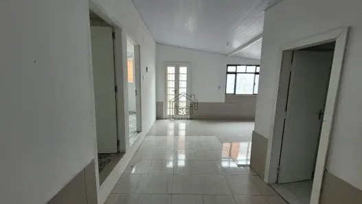 Casa com 2 Quartos para alugar, 50m² no Barra do Aririú, Palhoça