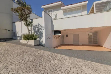 Casa de Condomínio com 3 Quartos para alugar, 264m² no Brooklin Paulista, São Paulo