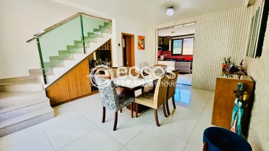 Casa com 3 Quartos à venda, 136m² no Trevo, Belo Horizonte
