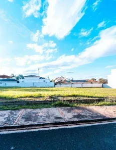 Lote/Terreno à venda, 896m² no Vila Aviação, Bauru