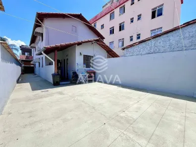 Casa com 3 Quartos à venda, 180m² no Santa Amélia, Belo Horizonte