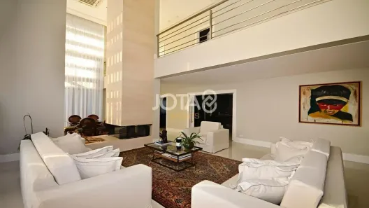 Casa com 4 Quartos à venda, 590m² no Butiatuvinha, Curitiba