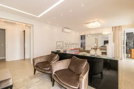 Apartamento com 3 Quartos à venda, 210m² no Vila Olímpia, São Paulo