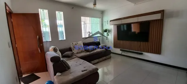 Casa com 3 Quartos à venda, 197m² no Heliópolis, Belo Horizonte