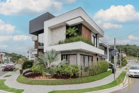 Casa de Condomínio com 4 Quartos à venda, 270m² no Vila Nova, Joinville