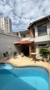 Casa com 4 Quartos à venda, 312m² no Jardim América, Goiânia