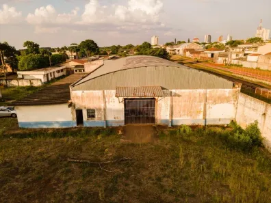 Galpão/Depósito/Armazém para alugar, 1890m² no Centro, Rolândia