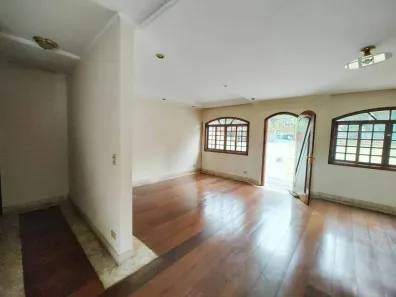 Sobrado com 3 Quartos à venda, 258m² no Jardim Maria Adelaide, São Bernardo do Campo