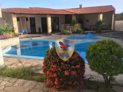 Casa com 6 Quartos à venda, 500m² no Candelária, Natal