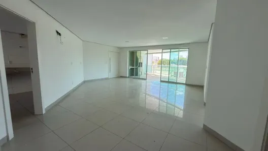 Apartamento com 4 Quartos para alugar, 187m² no Noivos, Teresina