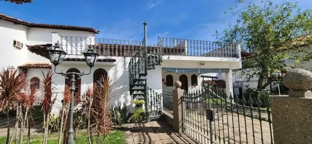 Casa com 5 Quartos à venda, 1080m² no São Francisco, Niterói