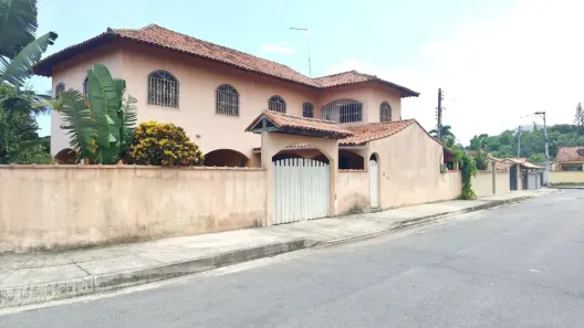 Casa com 4 Quartos à venda, 241m² no Rio da Areia (Bacaxá), Saquarema