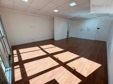 Sala Comercial para alugar, 45m² no Vila São Francisco (Zona Sul), São Paulo