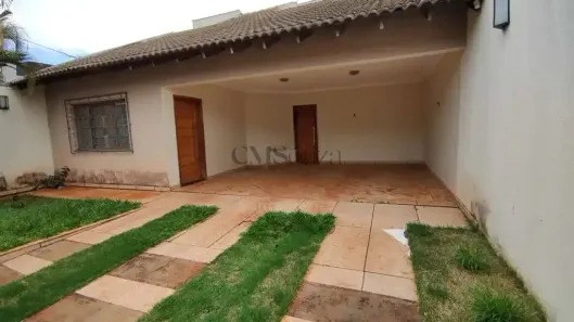 Casa com 3 Quartos para alugar, 200m² no Universitário, Londrina
