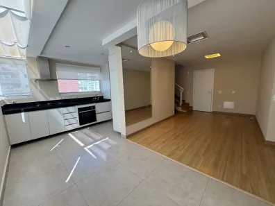 Apartamento com 2 Quartos para alugar, 92m² no Campo Belo, São Paulo