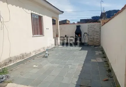 Casa com 2 Quartos à venda, 82m² no Bangu, Rio de Janeiro