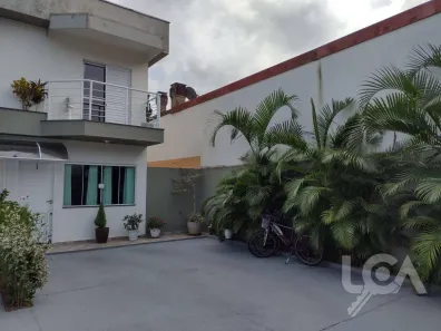 Casa com 2 Quartos à venda, 110m² no Cidade Jardim, Caraguatatuba