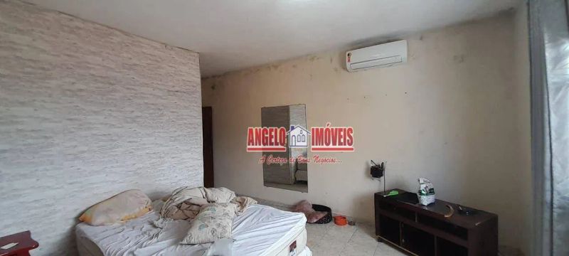 Casa com 3 quartos — Santa Mônica, Belo Horizonte