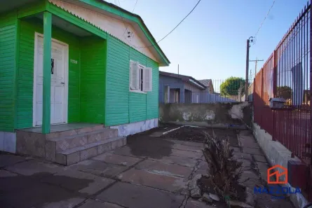Casa com 2 Quartos à venda, 200m² no Sarandi, Porto Alegre