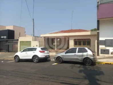 Casa com 3 Quartos à venda, 202m² no Vila Guedes de Azevedo, Bauru