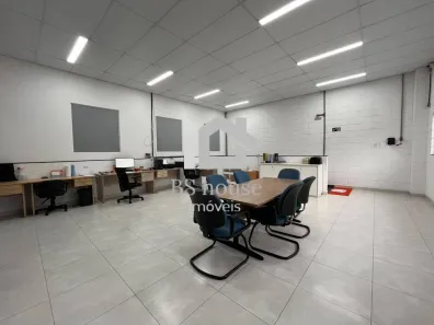 Galpão/Depósito/Armazém para alugar, 556m² no Jardim Santo Antônio, Santo André
