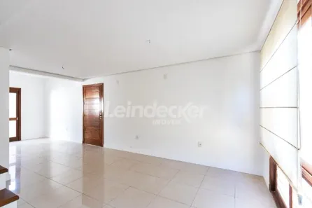 Casa com 2 Quartos para alugar, 78m² no Ipanema, Porto Alegre