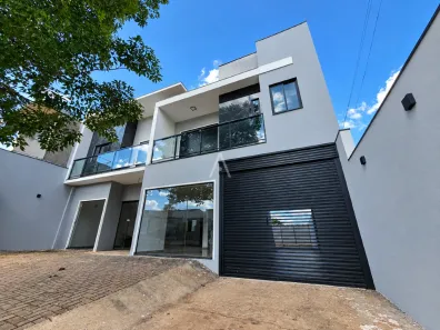 Sobrado com 3 Quartos para alugar, 190m² no Jardim Concórdia, Toledo